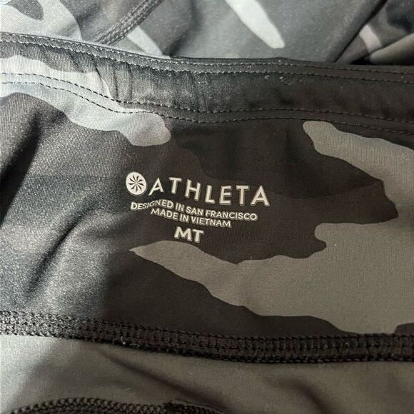 Athleta Contender Camo Leggings 7/8 - Picture 5 of 12